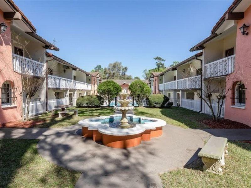 La Casa Inn&Suites Tallahassee Exterior foto