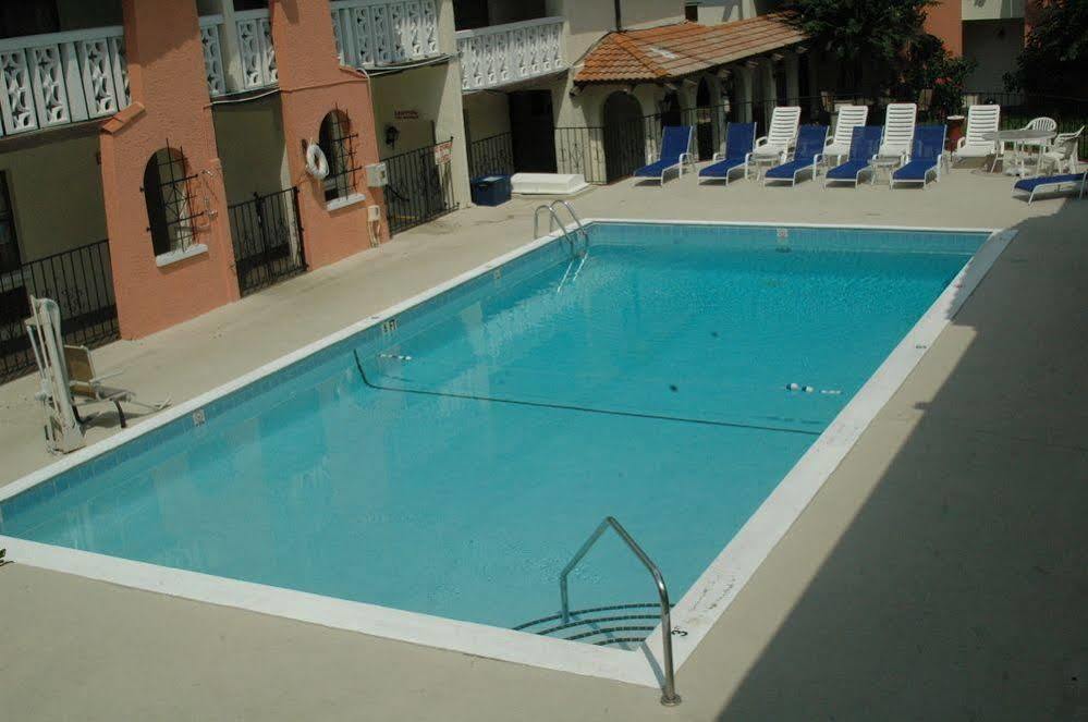 La Casa Inn&Suites Tallahassee Exterior foto